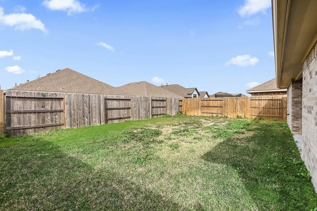 13221 Lago Acero Lane, Texas City, TX 77568