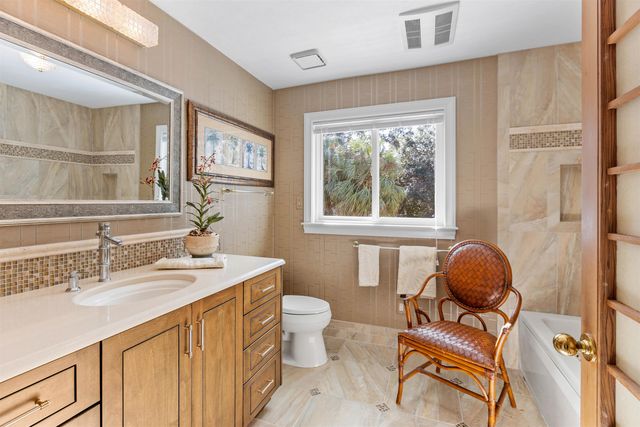 4231 Lakemor Drive, Tallahassee, FL 32303
