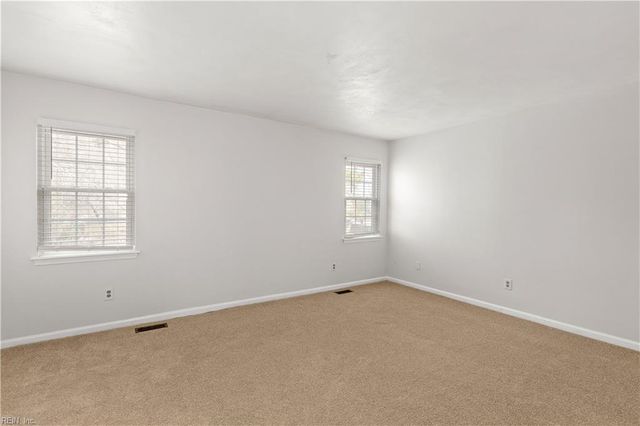 905 Wilde Ct, Virginia Beach, VA 23462