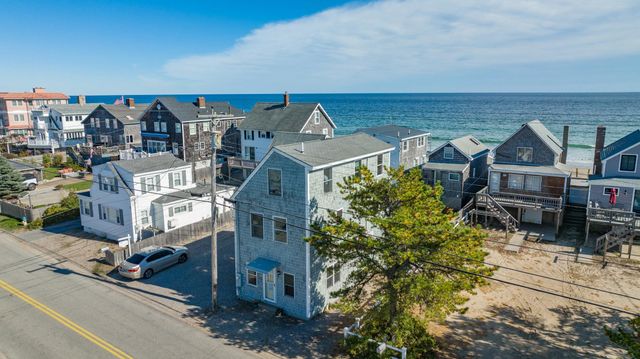341 Ocean Avenue # 1, Wells, ME 04090