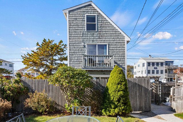 341 Ocean Avenue # 1, Wells, ME 04090