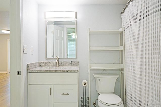 710 Scenic Hwy 221, Pensacola, FL 32503