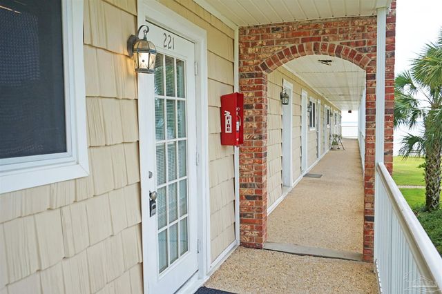 710 Scenic Hwy 221, Pensacola, FL 32503