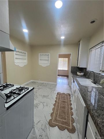 1933 S Corning, Los Angeles, CA 90034