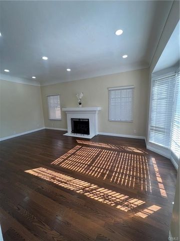 1933 S Corning, Los Angeles, CA 90034