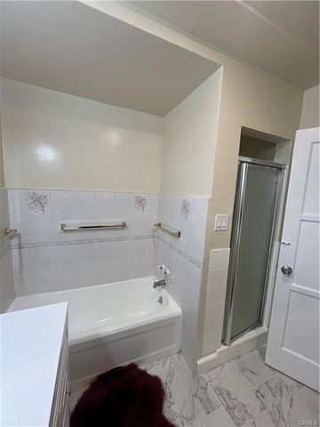 1933 S Corning, Los Angeles, CA 90034