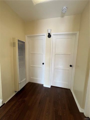 1933 S Corning, Los Angeles, CA 90034