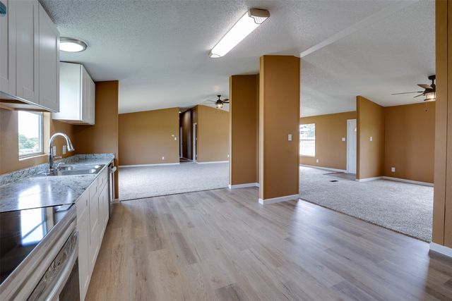 1399 Highland Circle, Springtown, TX 76082