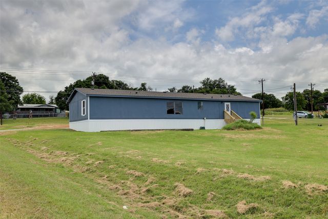 1399 Highland Circle, Springtown, TX 76082