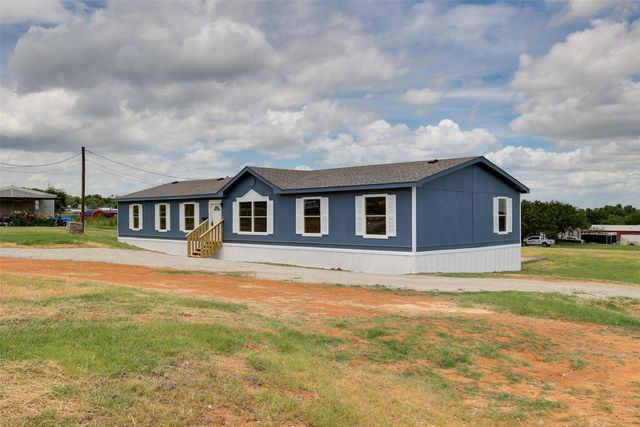 1399 Highland Circle, Springtown, TX 76082