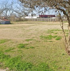 906 Rice Street, Hempstead, TX 77445