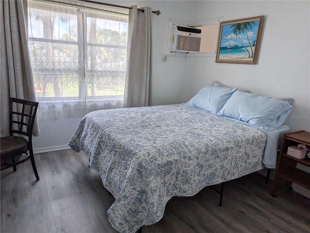 5929 EASY STREET I-23, Bradenton, FL 34207