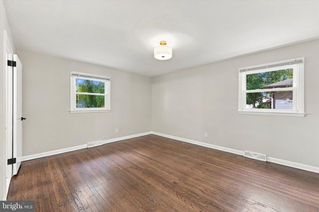 204 BELLE ARBOR DR, Cherry Hill, NJ 08034