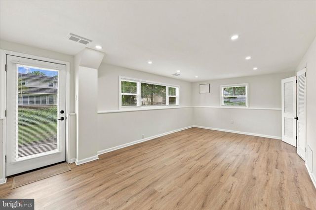 204 BELLE ARBOR DR, Cherry Hill, NJ 08034