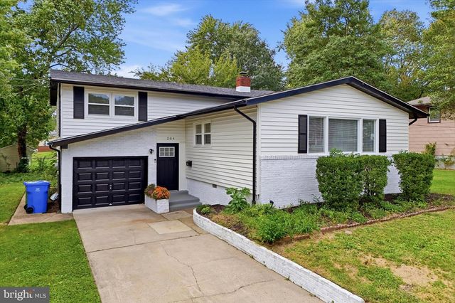 204 BELLE ARBOR DR, Cherry Hill, NJ 08034