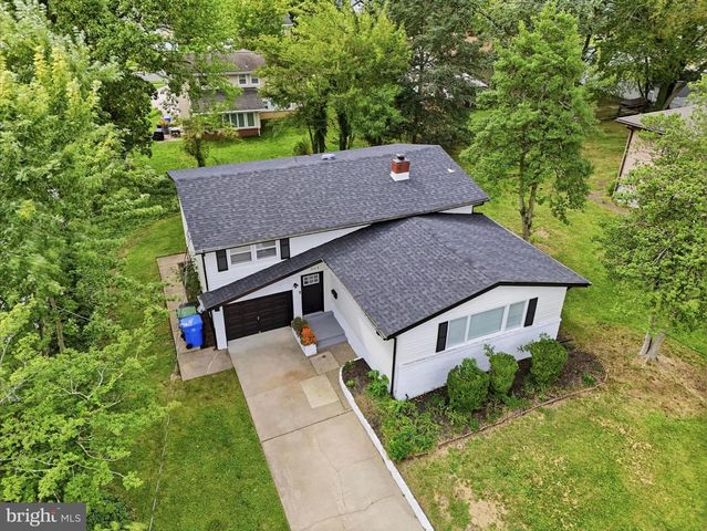 204 BELLE ARBOR DR, Cherry Hill, NJ 08034