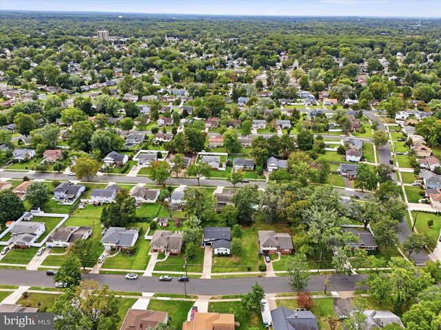 204 BELLE ARBOR DR, Cherry Hill, NJ 08034
