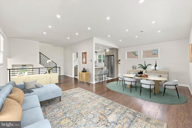 204 BELLE ARBOR DR, Cherry Hill, NJ 08034