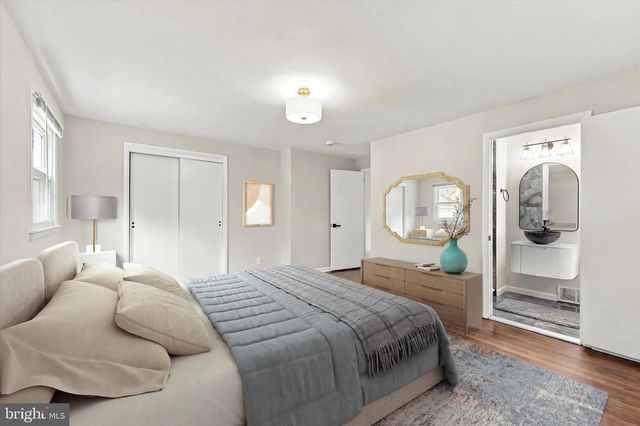 204 BELLE ARBOR DR, Cherry Hill, NJ 08034
