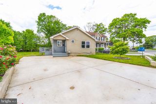 26 STEMMERS RUN RD, Baltimore, MD 21221