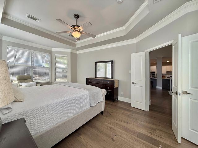 251 N Maple Glade Circle, The Woodlands, TX 77382