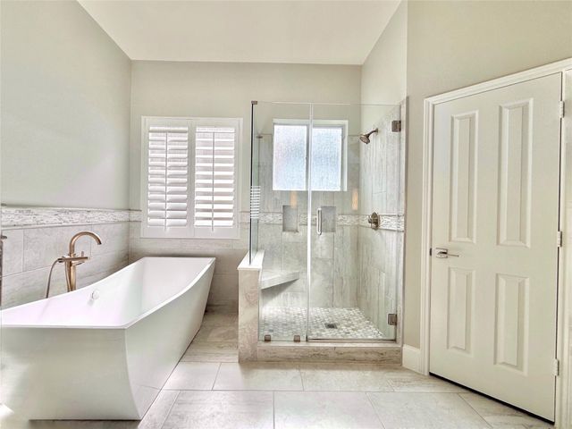 251 N Maple Glade Circle, The Woodlands, TX 77382