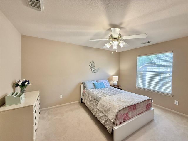 251 N Maple Glade Circle, The Woodlands, TX 77382