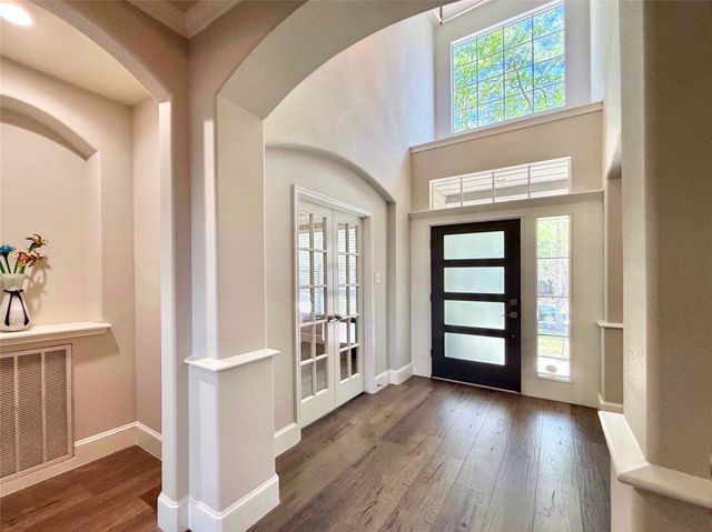 251 N Maple Glade Circle, The Woodlands, TX 77382