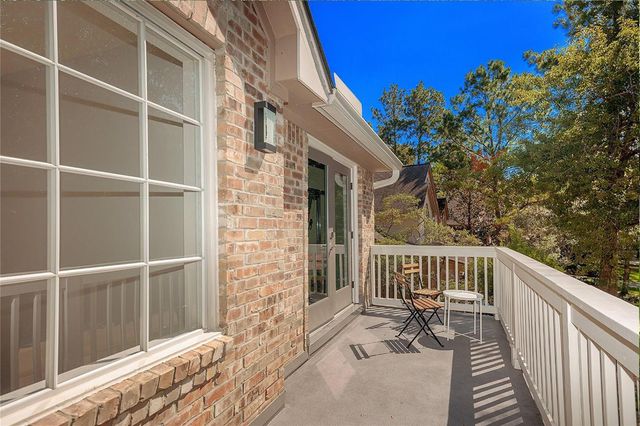 251 N Maple Glade Circle, The Woodlands, TX 77382