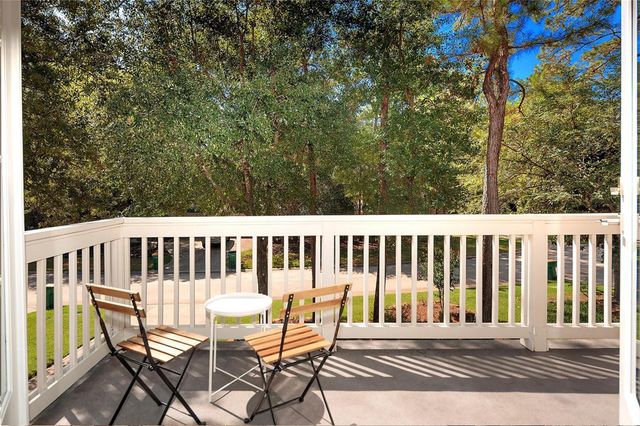 251 N Maple Glade Circle, The Woodlands, TX 77382