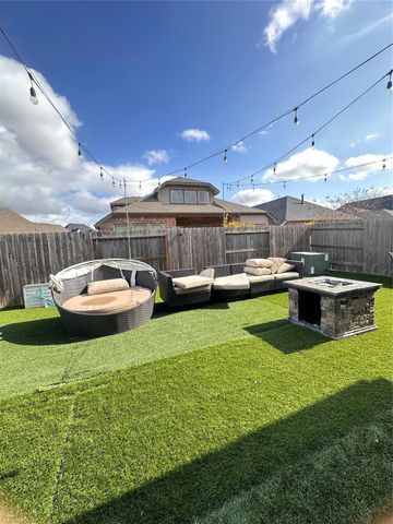 1402 Hudgins Pass, Richmond, TX 77469