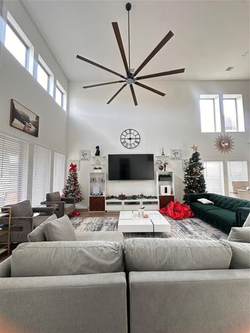 1402 Hudgins Pass, Richmond, TX 77469