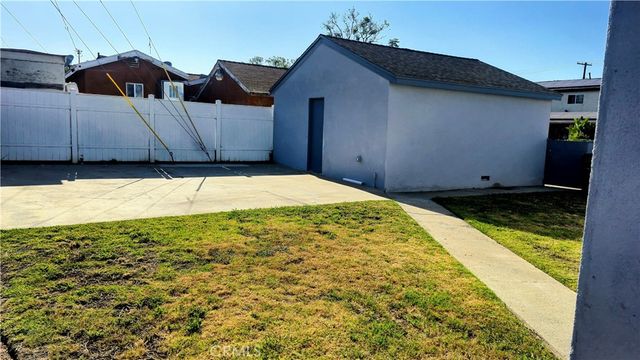 13903 S Zamora, Compton, CA 90222