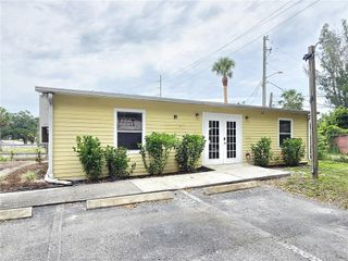 7901 N NEBRASKA AVENUE 100, Tampa, FL 33604