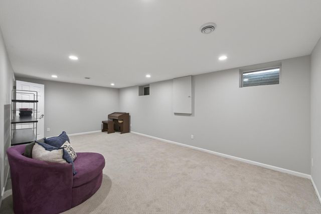 6407 Major Avenue N, Brooklyn Center, MN 55429