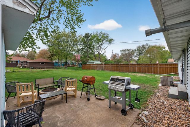 6407 Major Avenue N, Brooklyn Center, MN 55429