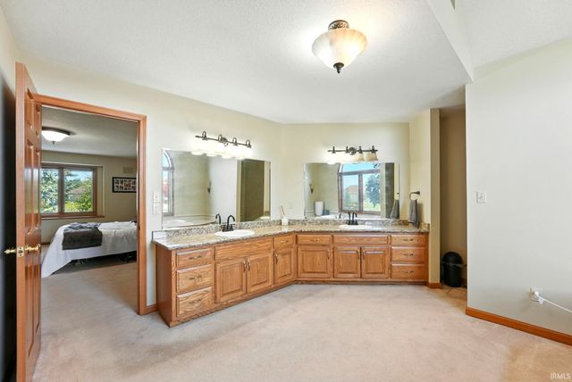 1034 Lake Shores Drive, Decatur, IN 46733