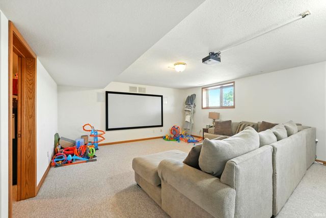 1034 Lake Shores Drive, Decatur, IN 46733