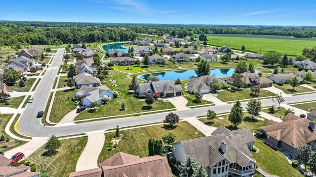 1034 Lake Shores Drive, Decatur, IN 46733