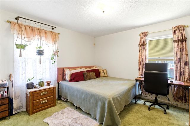 5166 S 2150 W, Roy, UT 84067