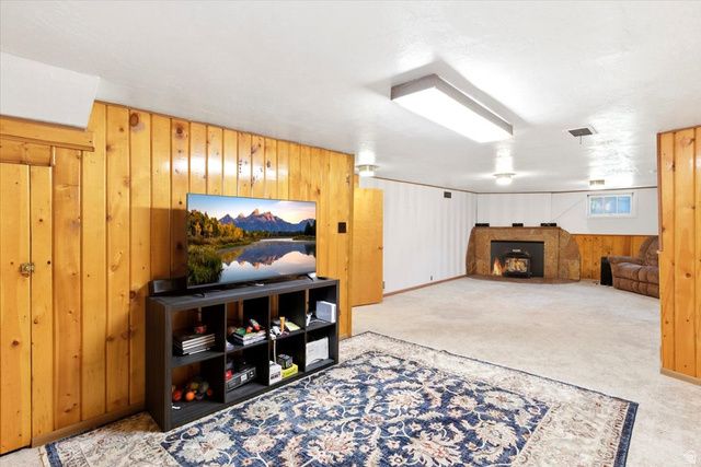 5166 S 2150 W, Roy, UT 84067