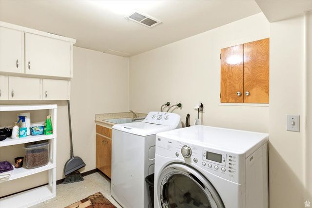 5166 S 2150 W, Roy, UT 84067
