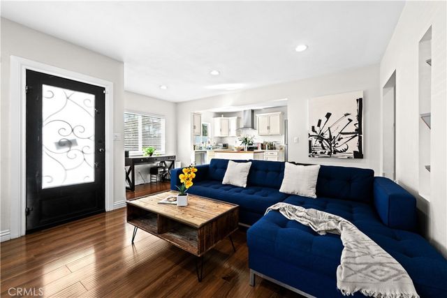 5979 Hereford, Los Angeles, CA 90022