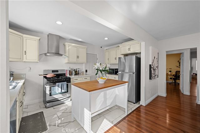 5979 Hereford, Los Angeles, CA 90022