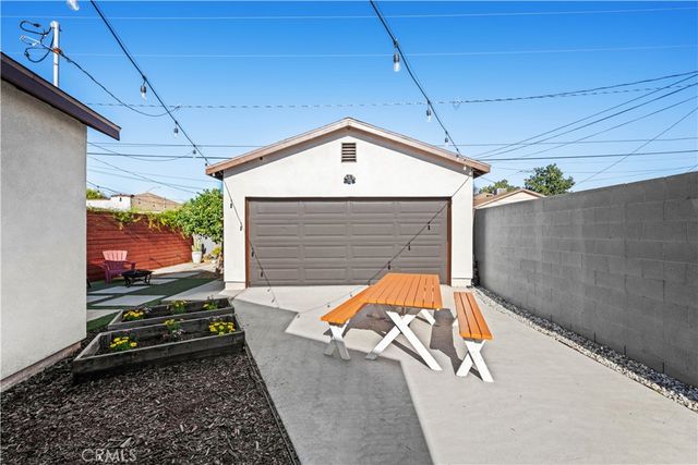 5979 Hereford, Los Angeles, CA 90022