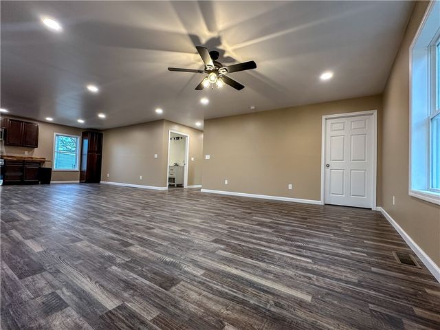 9 Whiting Street, Bath, NY 14810