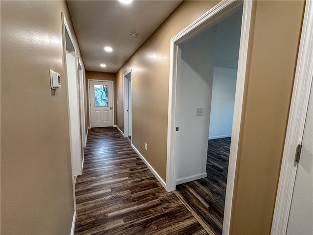 9 Whiting Street, Bath, NY 14810