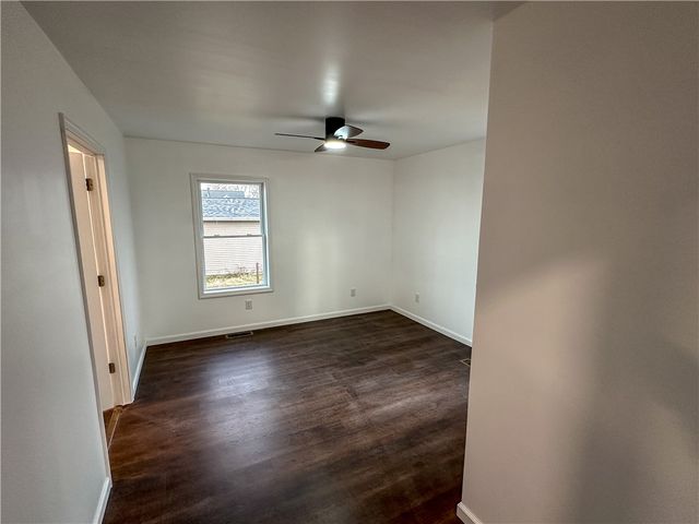 9 Whiting Street, Bath, NY 14810