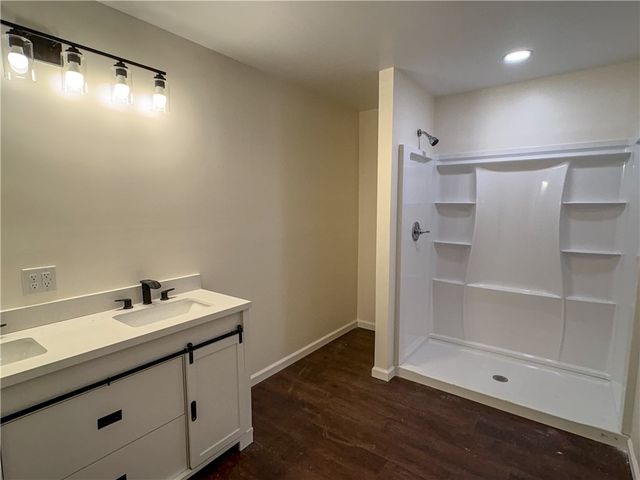 9 Whiting Street, Bath, NY 14810