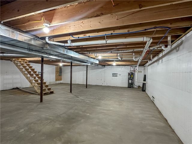 9 Whiting Street, Bath, NY 14810